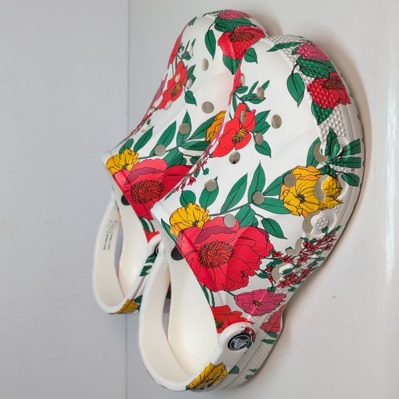 Crocs classic baya printed floral graphic unisex clog women's size 9 / men's 7 - Picture 2 of 14